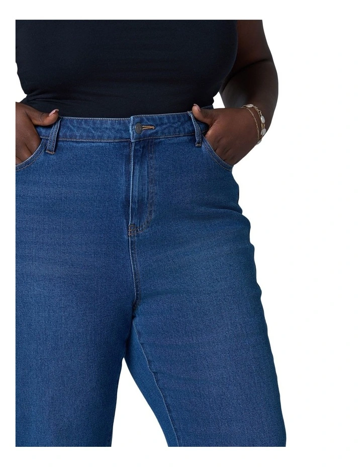 Maddie Bootleg Jean in Blue image 6
