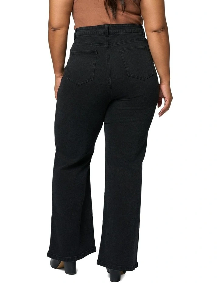 Maddie Bootleg Jean in Black image 2