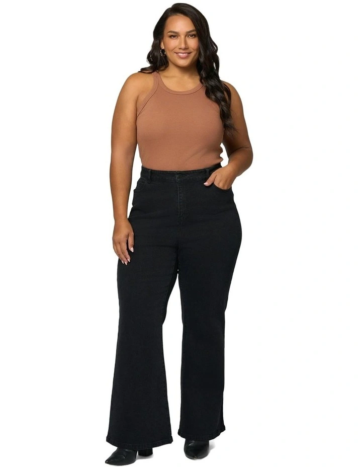 Maddie Bootleg Jean in Black image 4