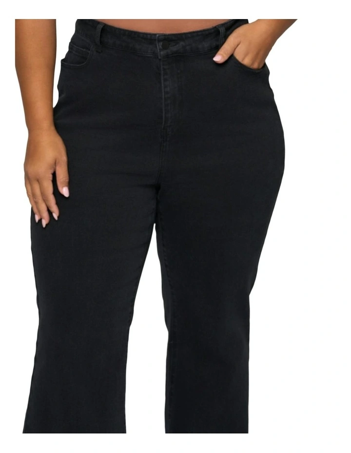 Maddie Bootleg Jean in Black image 7