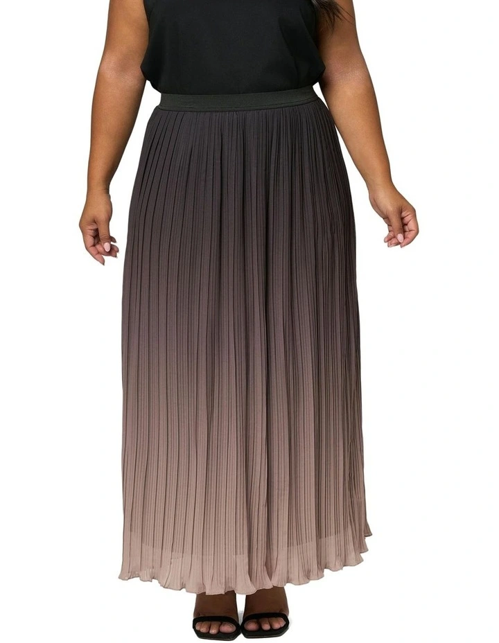 Heartthrob Maxi Skirt in Black image 4