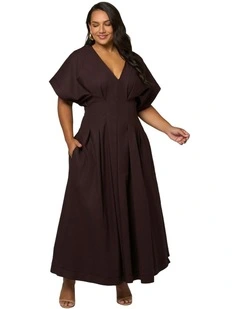 Magnetic Pull Maxi Dress in Brown