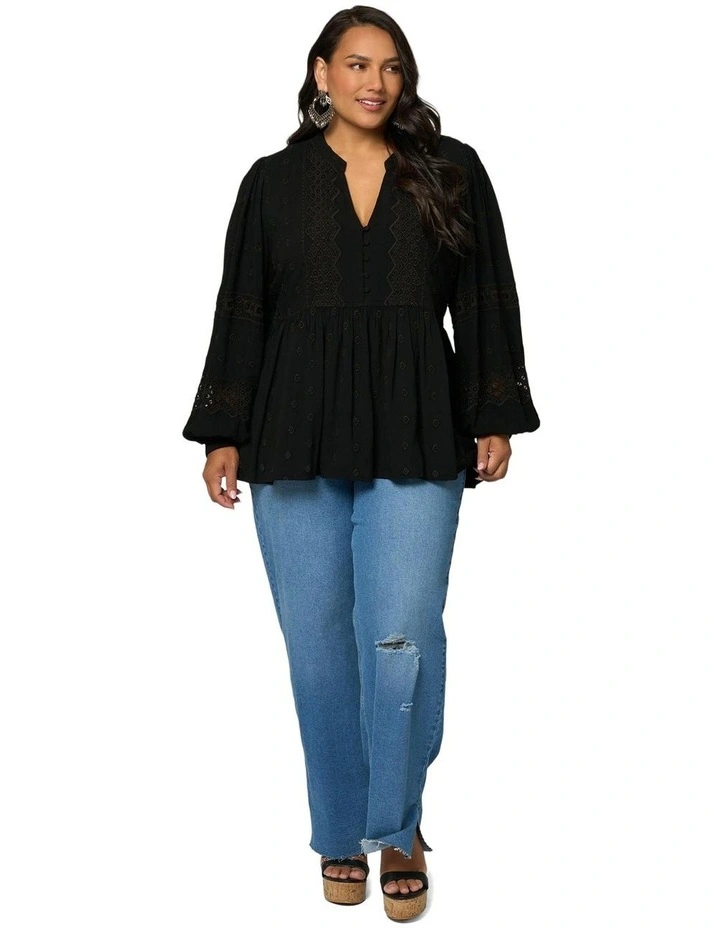 Aura Blouse in Black image 4