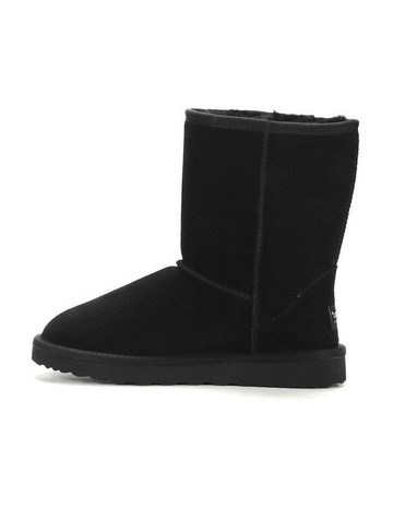 Black colour