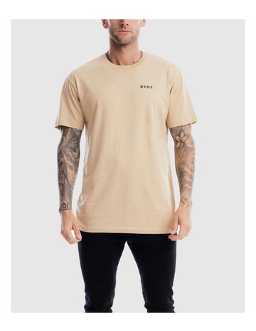 Saxon Rise Tee in Camel