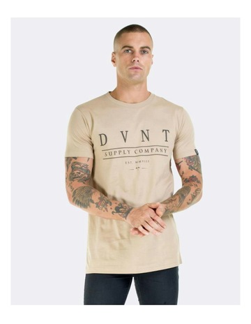 Deluxe Tee in Camel