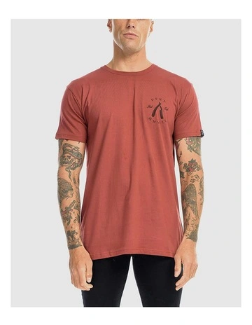 Rough Cuts Tee in Rust