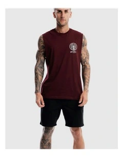 Radio Revolt Tank in Burgundy