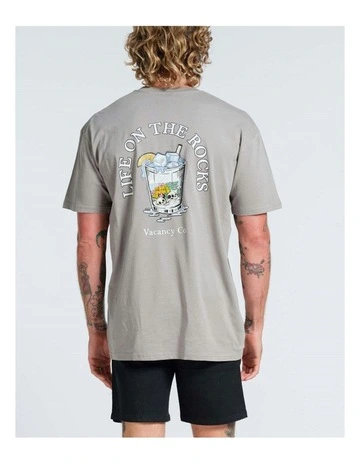 Life on the Rocks Tee in Grey