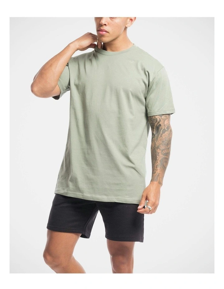 Vacant Tee in Green image 1