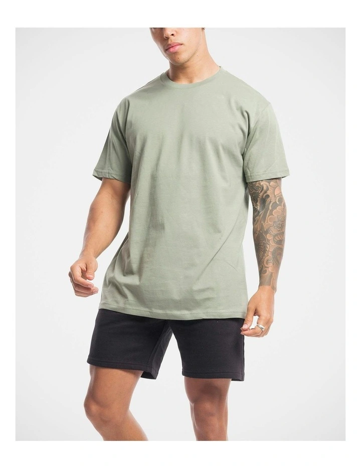 Vacant Tee in Green image 5