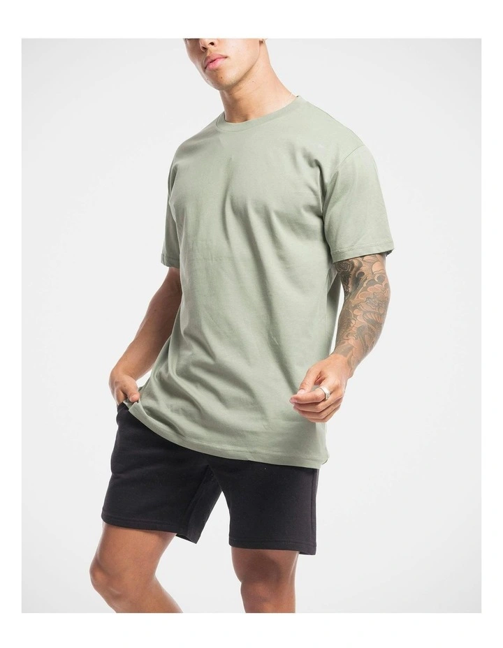 Vacant Tee in Green image 7