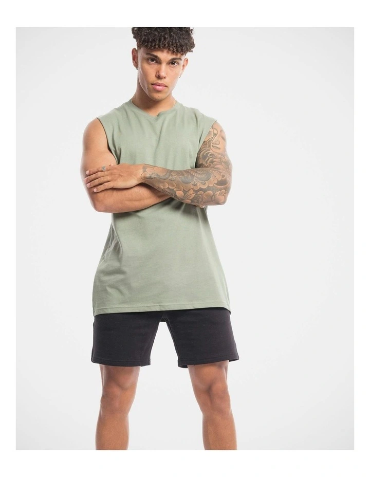 Vacant Tank in Green image 3