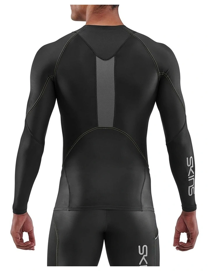 Gym Long Sleeve Top in Black image 2