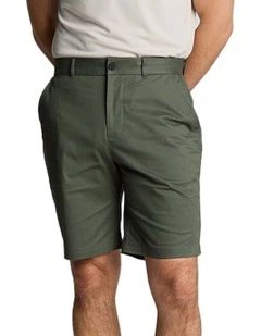 Course Stretch Shorts in Cactus Green