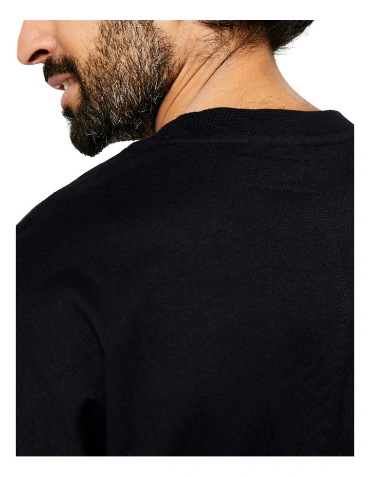 Loose-Fit Fitness T-shirt 520 in Black image 6