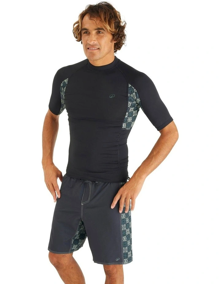 Short-Sleeved Surf Top T-shirt in Smoked Black image 1