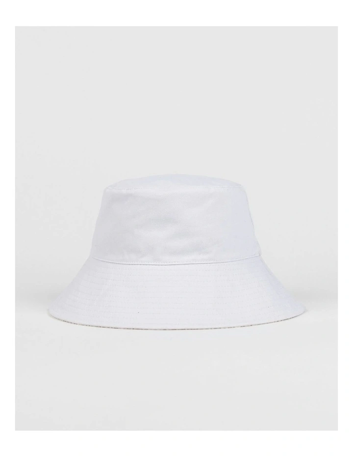 Blanco Reversible Bucket Hat in White image 6