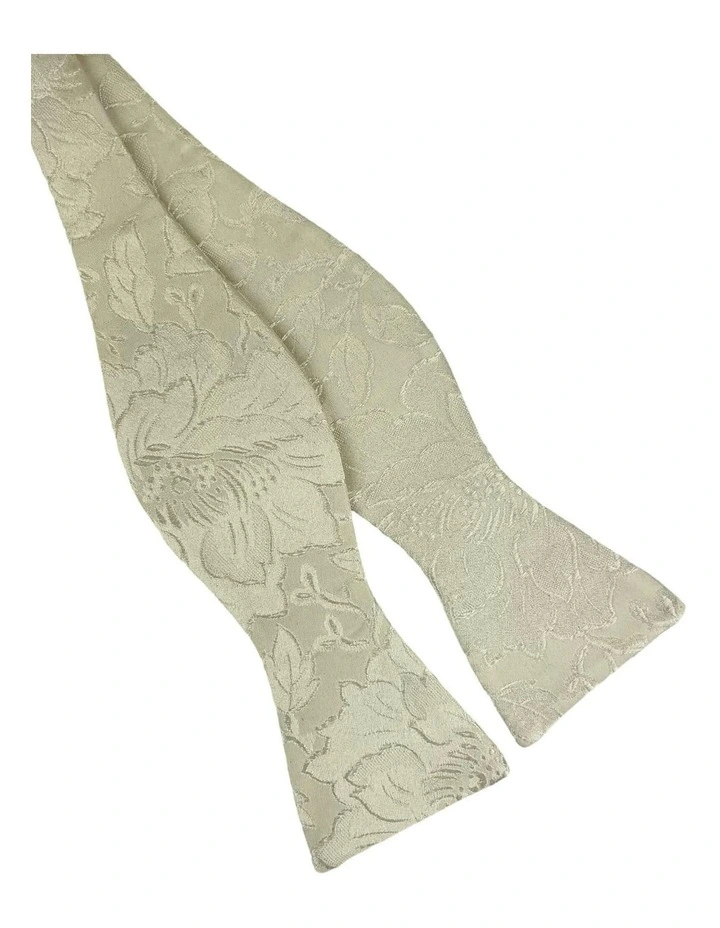Adria Floral Tyo Bow Tie in Ivory image 1