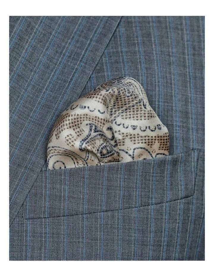 Spoleto Paisley Hanky in Navy image 2