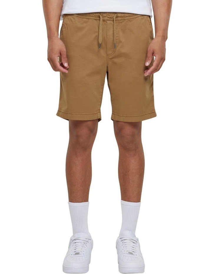 Stretch Twill Jog Shorts in Dark Sand Beige