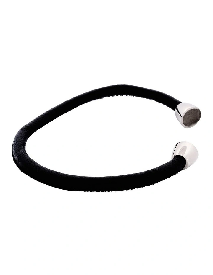 Leather Single Bracelet in Black image 1