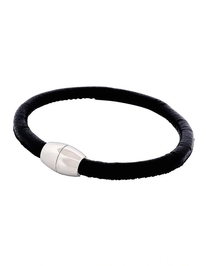 Leather Single Bracelet in Black image 3