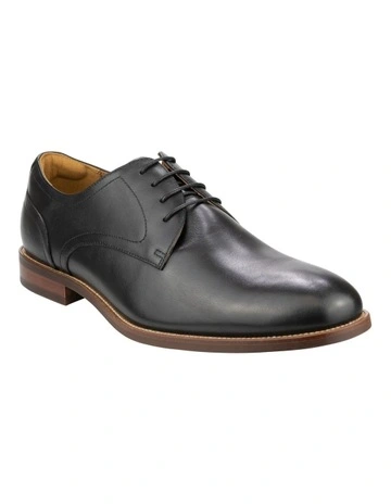 Rucci Derby Dress Shoes in Black
