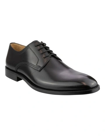 Windsor Dress Shoes in Black