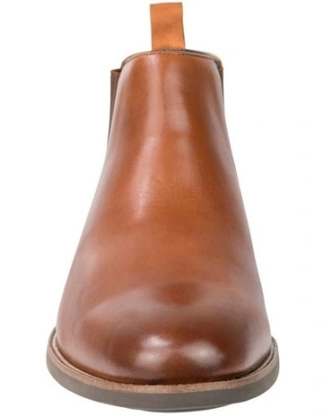 Ceduna Chelsea Wide Width Boots in Tan