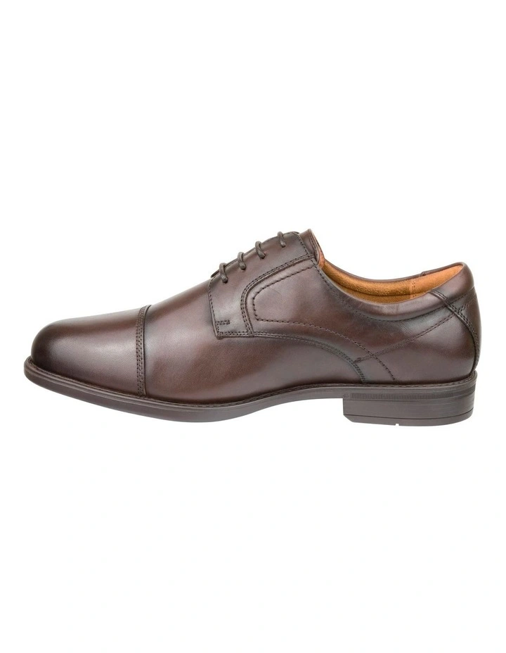 Fairfield Derby Wide Width Shoes in Brown image 5