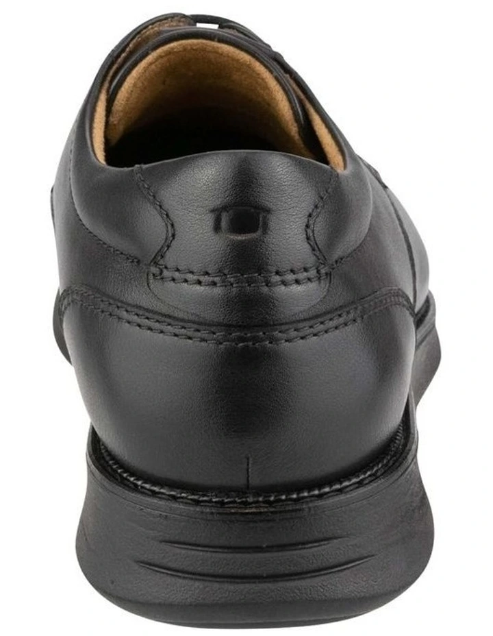 Launch Plain Toe Derby in Black image 4
