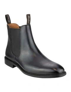 Flinders Plain Toe Chelsea Boot in Black
