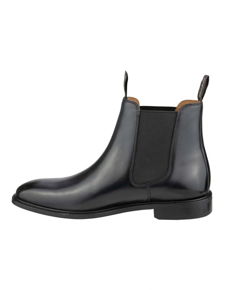 Flinders Plain Toe Chelsea Boot in Black image 5