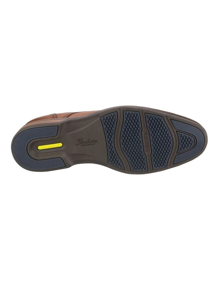 Traveller Cap Toe Derby Shoe in Tan image 7
