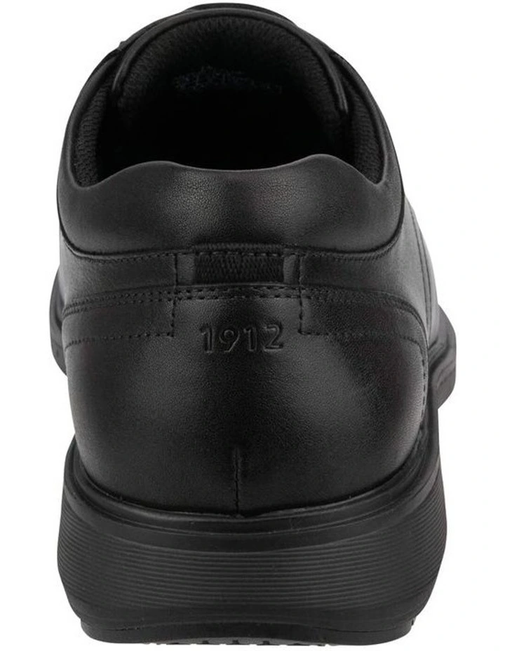 Kore Pro Plain Shoes in Black image 4