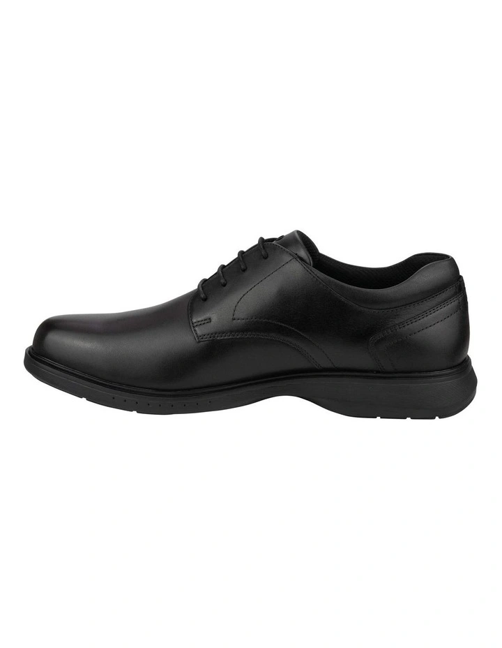 Kore Pro Plain Shoes in Black image 5