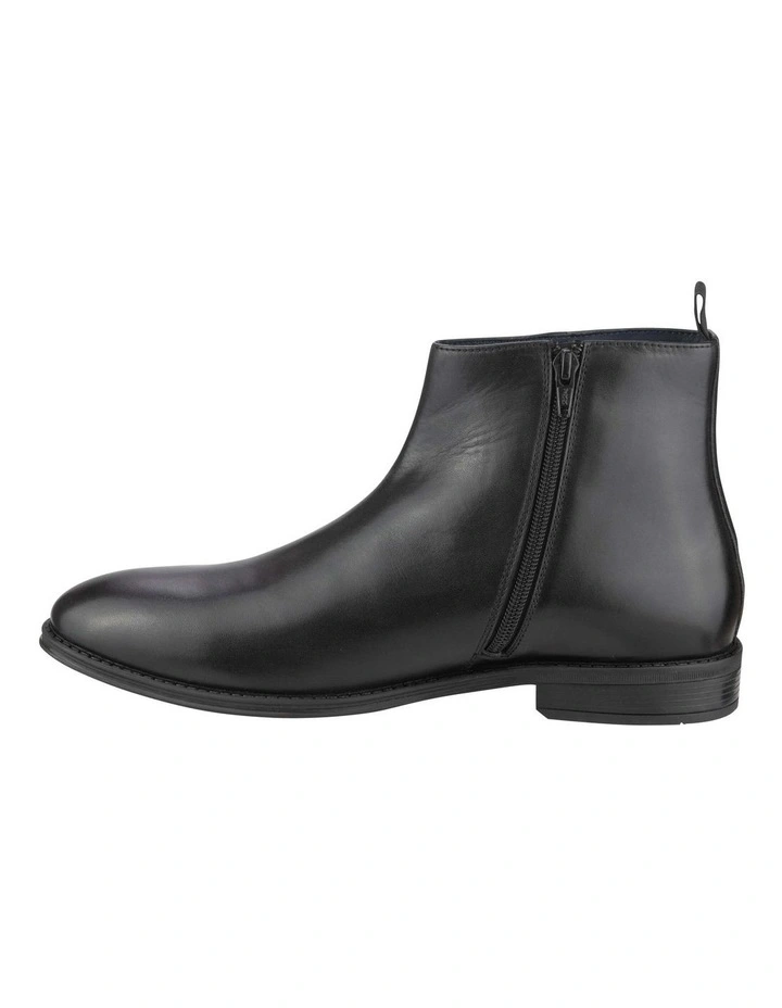 Chatham Zip Boot in Black image 5