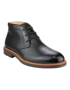 Anthem Plain Toe Chukka Boot in Black