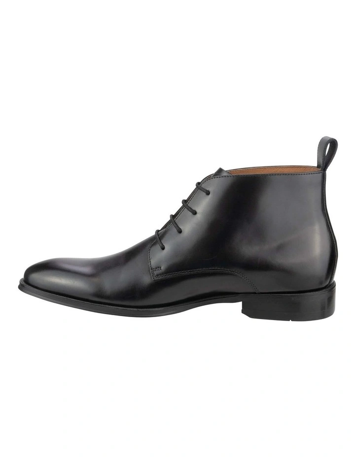 Sentinel Plain Toe Chukka Boot in Black image 3