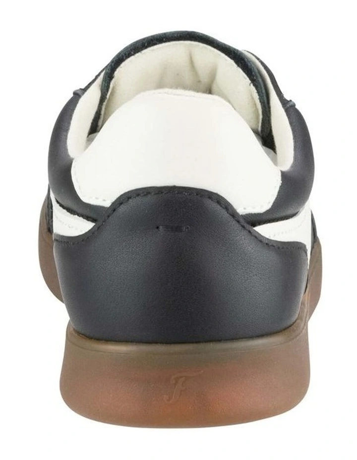 Pace T-Toe Lace Up Sneaker in Black image 4