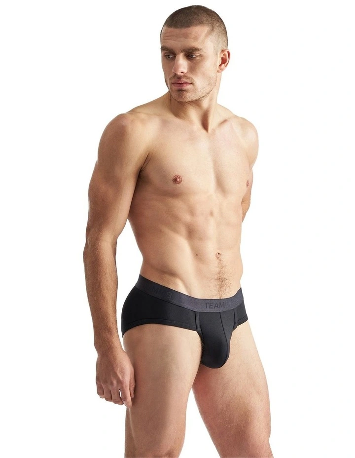 Reign Brief in Onyx image 3