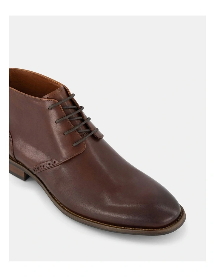 Owen Dress Shoes in Tan Leather image 3