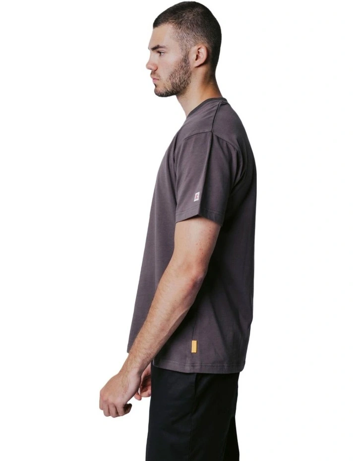 Essential T-shirt in Charcoal image 5