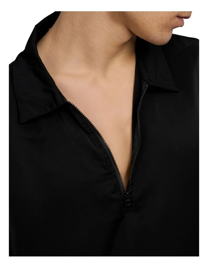 Zander Short Sleeve Zip Shirt in Black image 4