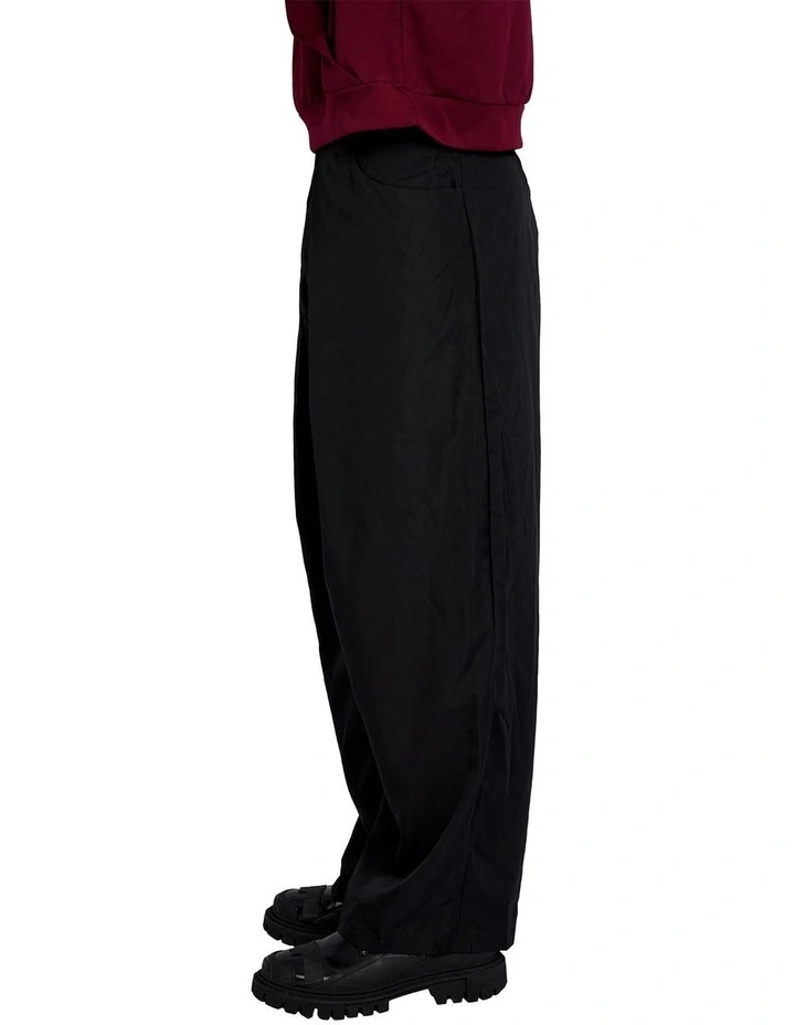 Merin Double Pleated Wide Pants in Black image 3
