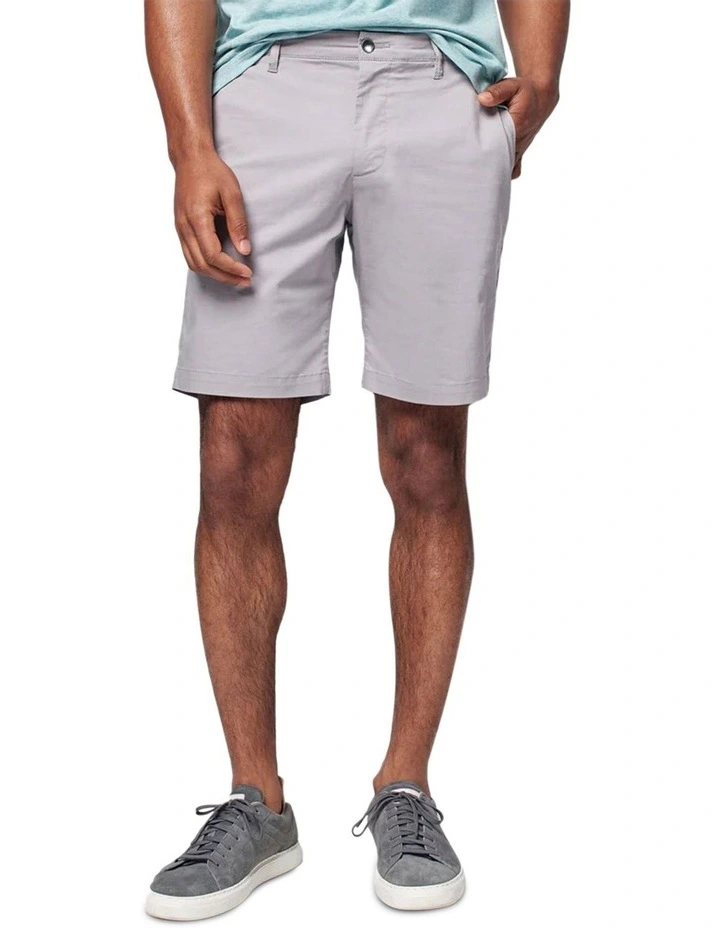 Movement Chino Short in Fossil in (9 Inseam) image 3