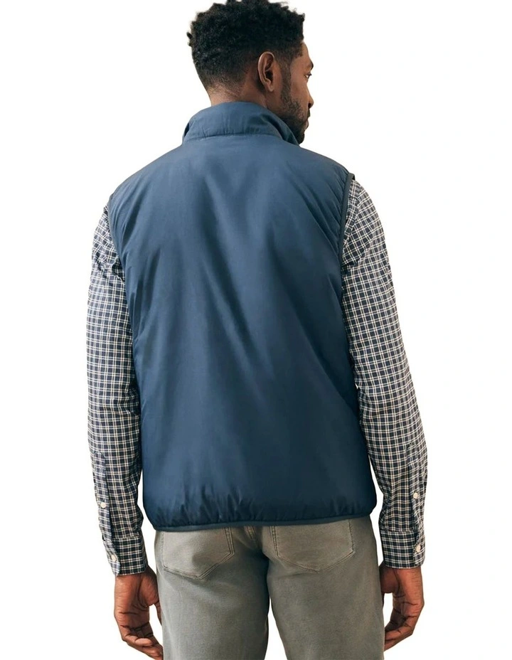 Atmosphere Vest in Blue Nights image 2