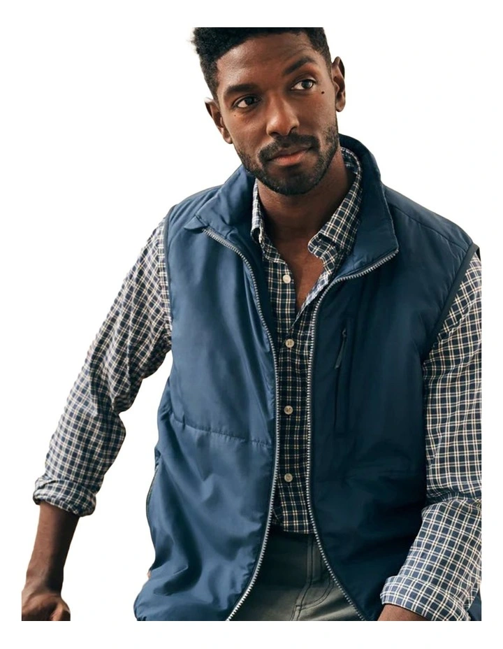 Atmosphere Vest in Blue Nights image 3