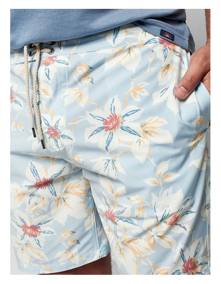 Classic Boardshort 7" in Light Blue image 4